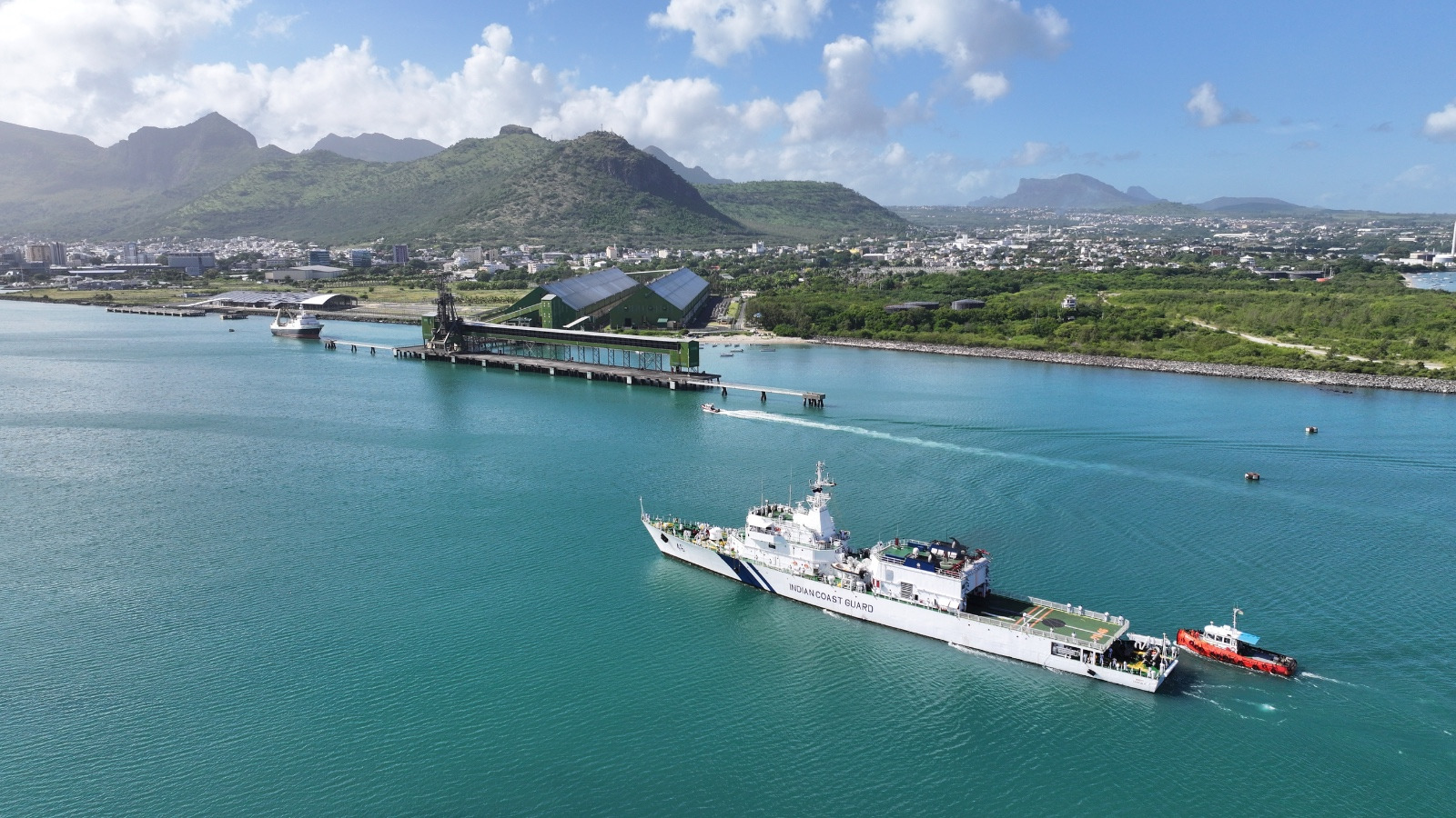 ICGS Sankalp visited Port Louis from 17–20 January 2026 for an Operational Turnaround and goodwill visit