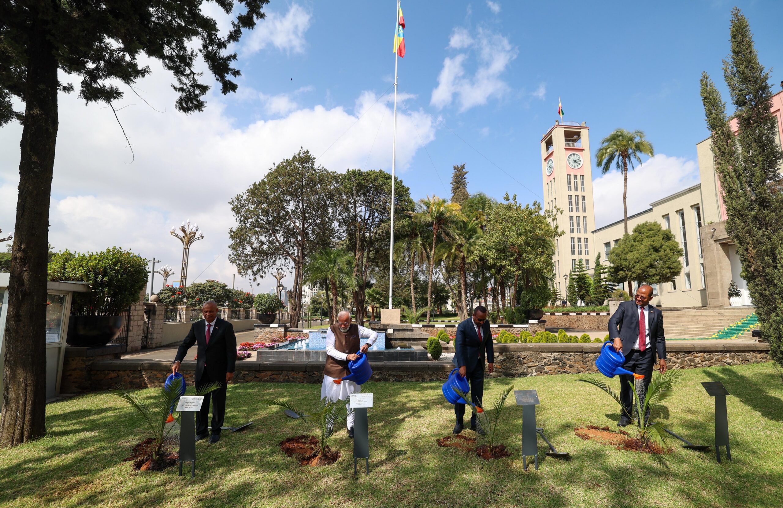 PhotoResizerOriginalWeight:10013216